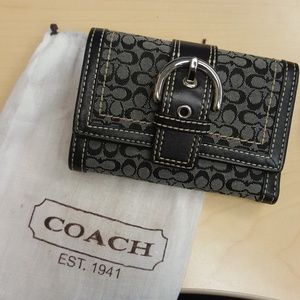 Authentic coach tri fold wallet. Never used